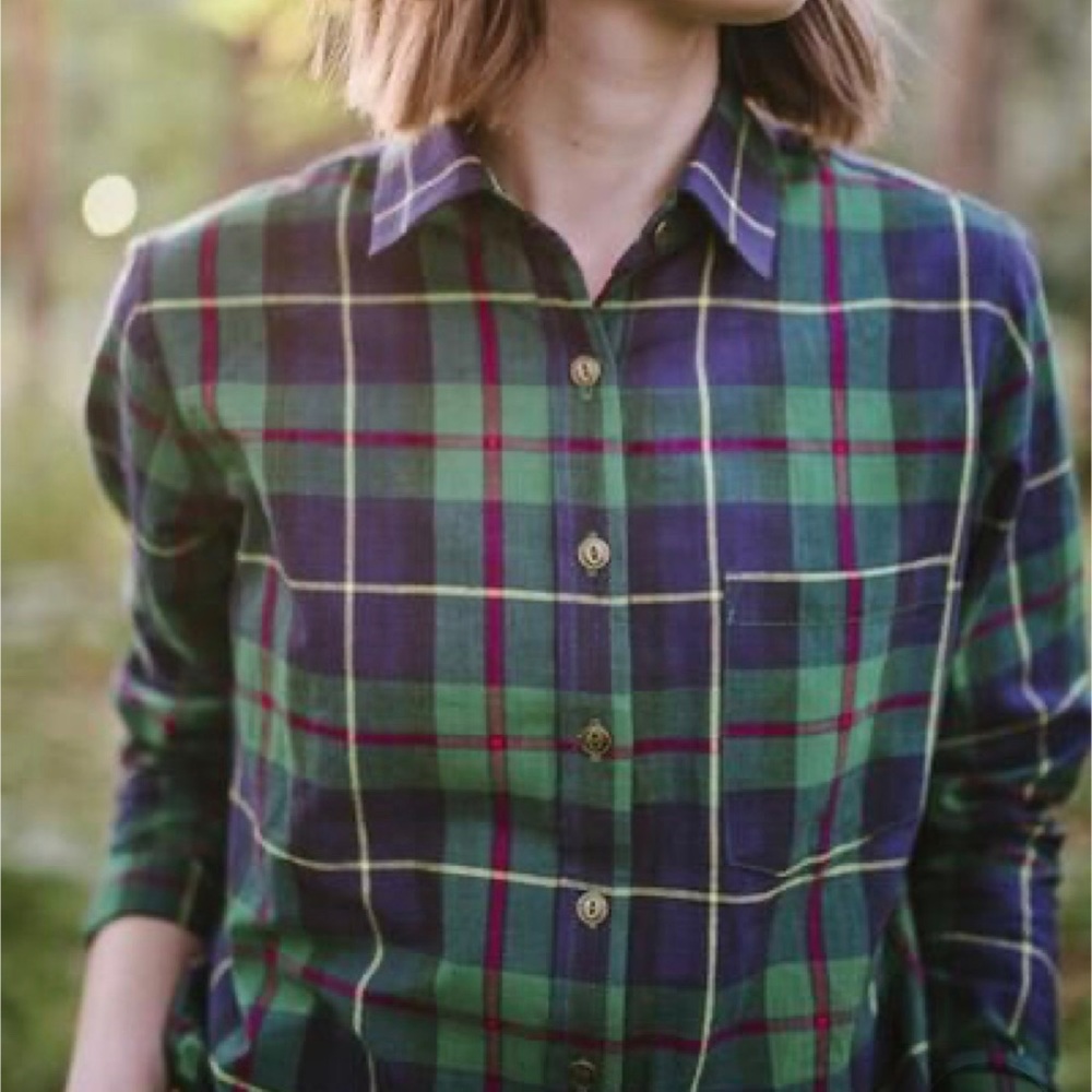 Tradlands Wear It Well Green Plaid button up